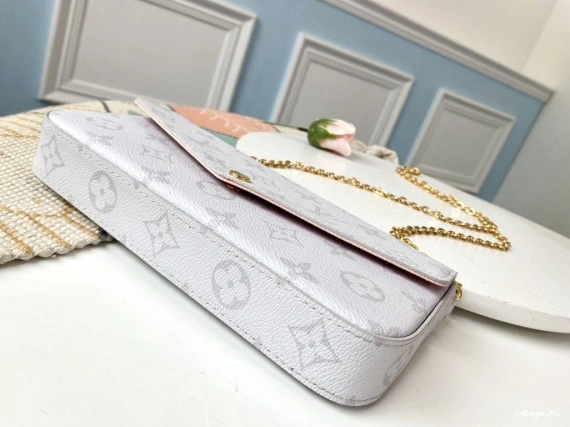 LOUIS VUITTON POCHETTE FÉLICIE 0330